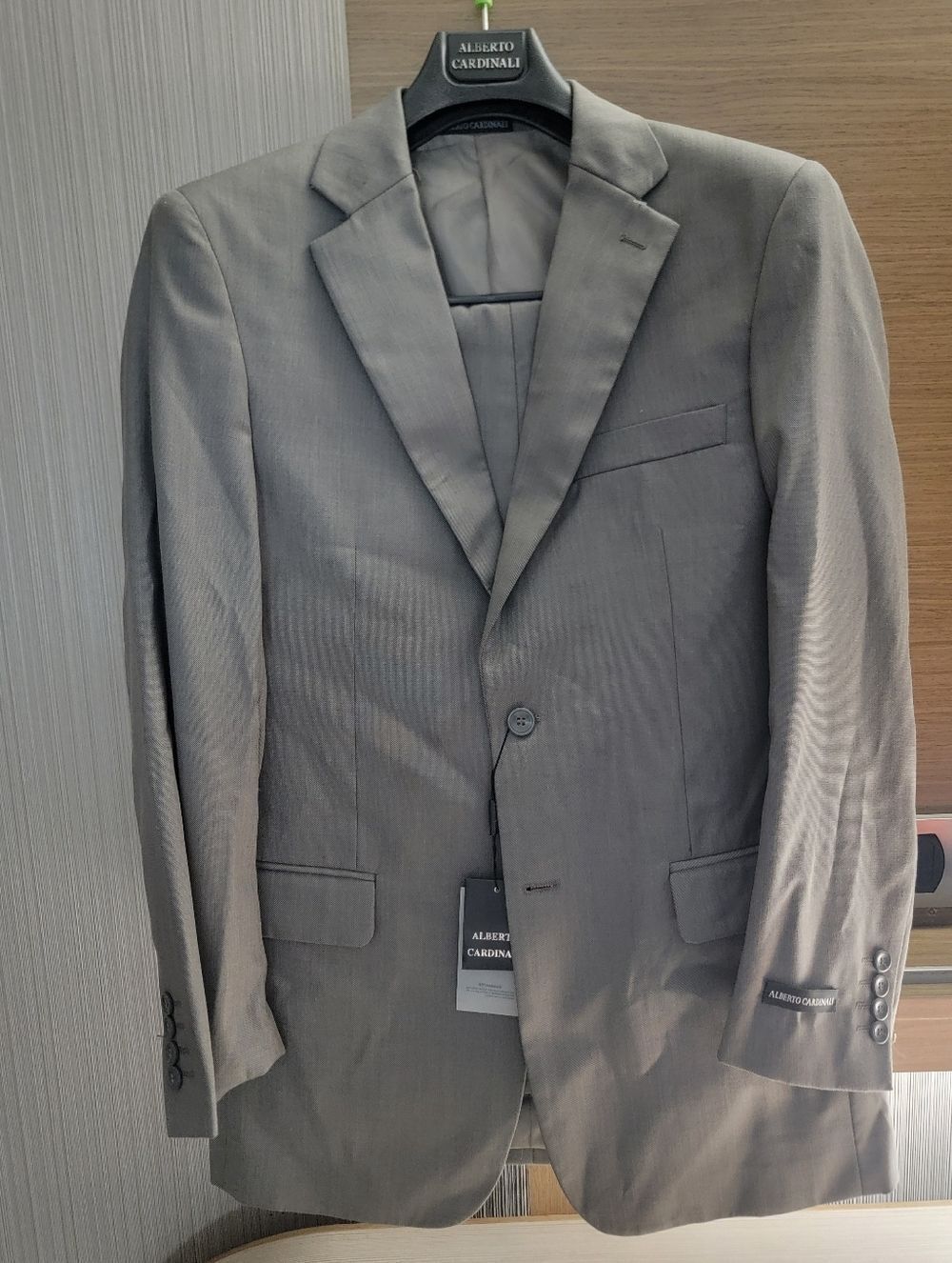 🆕️🕴Alberto Cardinali Milan Paris 2-Piece Suit, Sz 38R/32W - Beige